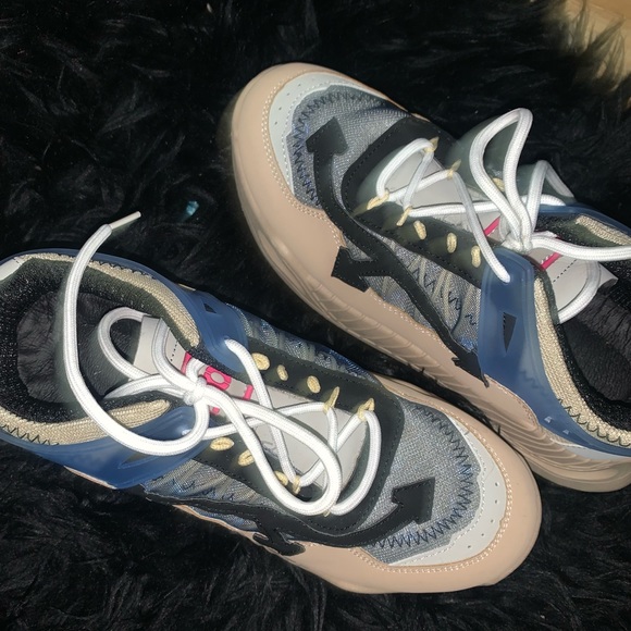 Women’s shoes - Picture 3 of 11